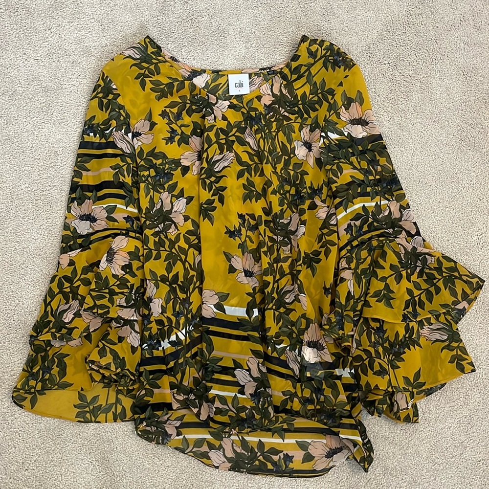 Cabi Flowy Floral Blouse